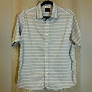 Untuckit Mens Large Blue Striped Short Sleeve Button Up MINT CONDITION #138